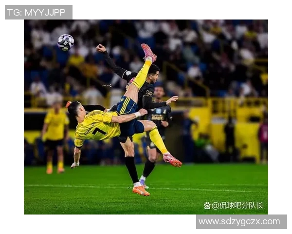 27号足球明星精彩瞬间回顾与职业生涯亮点分析